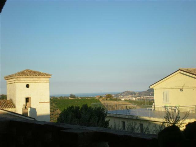 Agriturismo Torre Mannella - La Loggia チッタ・サンタンジェロ エクステリア 写真